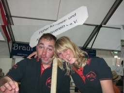 We09